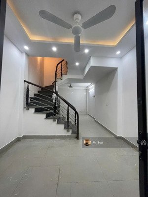 bán nhà phố xốm, hà đông gần cây xăng, 32m², 3 tầng, 3 phòng ngủ, giá 4.3 tỷ