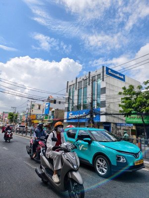 cơ hội vàng! tòa nhà mt 603 quang trung 6.8x25m tiềm năng x2. giá 36 tỷ lh 