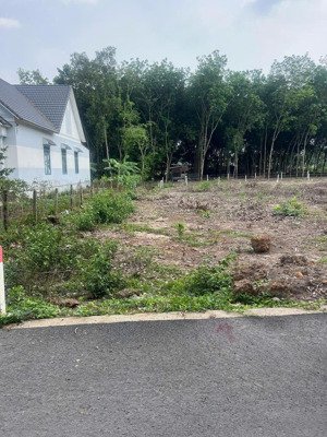 lô đất 5x60 sẵn 100m thổ cư. giá ngộp - còn chần chừ gì nữa