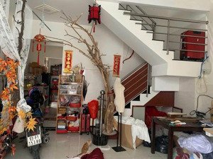 bán nhà riêng 56m2 giá 3,3 tỷ tại huỳnh tấn phát, phú mỹ, quận 7, hcm