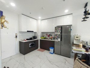 chính chủ bán căn hộ 2 ngủ 2vs dự án sunshine sky city