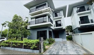 cho thuê bt lakeside villas nhà sạch đẹp ở làm văn phòng công ty giá siêu tốt 27 triệu