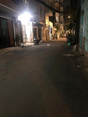 nhà đẹp hẻm ô tô quận 12, trường chinh gần gò vấp, 80m², 2 tầng, giá 4.85 tỷ 