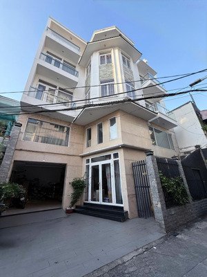 bán gấp! nhà 5 tầng - dt khủng 112.3m2 - xe tải quay đầu - chỉ 18 tỷ còn tl