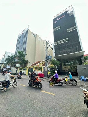 bán nhà mặt tiền lê văn sỹ - phú nhuận(4,5 x 20m) 4 lầu hđt: 110 triệu/tháng giá: 26 tỷ