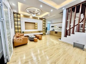 hàng hiếm! bán nhà hoàng mai, phân lô, ô tô tránh, 75m2, 4 tầng, mặt tiền 4m, giá 18.5 tỷ (ctl)