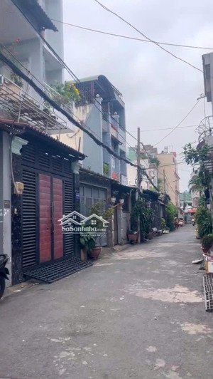 ngay emart 2 - bán gấp nhà 2 tầng hẻm xh - 4x20 - giá ngon 5 tỷ x