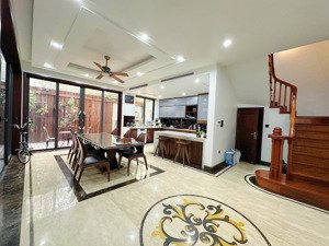 cho thuê biệt thự cổ nhuế làm nhà trẻ