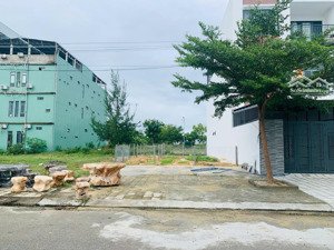 duy nhất lô ngang 7m ngay đh fpt sát bệnh viện y phan châu trinh thích hợp xây căn hộ