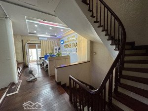 nhà 4 tầng - lô góc - oto đỗ cửa - trâu quỳ - gia lâm