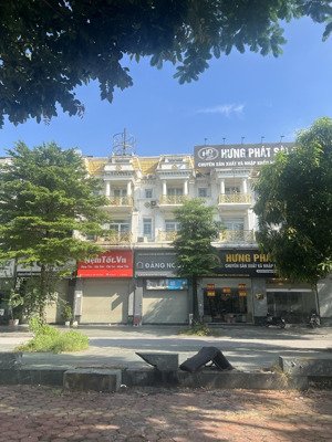 cho thuê shophouse 24h nhà mặt phố 140m x 4,5t, mặt tiền 10. kd sầm uât tố hữu - vạn phúc hà đông