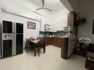 ở ngay! bán nhà thụy khuê, tây hồ 46m, 3 tầng, mt 7m, 9.5 tỷ, lô góc, ngõ thông, gần ô tô, gần phố