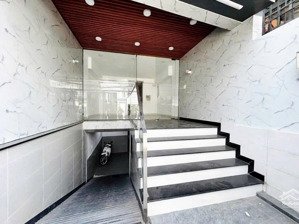 chỉ 14,8 tỷ - building 7 tầng dtxd 370m2 - kinh doanh đỉnh ngay vincom nguyễn xí - bình thạnh