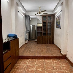 chính chủ cho thuê nhà riêng 4 tầng, ngõ 221 tôn đức thắng, thông ra khâm thiên và hồ đống đa