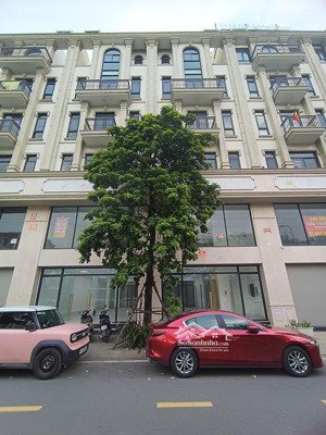 cho thuê nhà mặt phố himlam vạn phúc,200m * 7 tầng,thông sàn,thang máy,giá 145 triệu,lh 