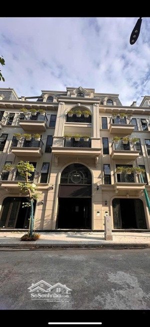 bán căn liền kề dự án 80 hạ lý - ngang 5m dt 75m x5 tầng - nhà thô - giá 10,7 tỷ