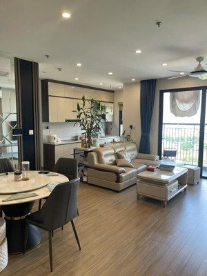 khách đi nước ngoài gửi căn 3pn cần cho thuê gấp nhà mới vừa nhận