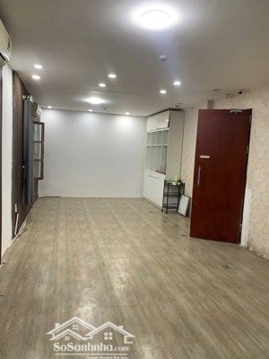 cho thuê nhà ngõ 148 trần duy hưng 63m2 x 3 tầng giá 11tr/th