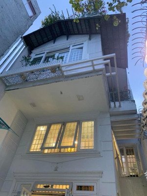 bán biệt thự mini- ngã tư nguyễn oanh- nguyễn văn lượng, 5 tầng 150m2, chỉ ~79tr/m2