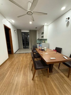 gấp ! cho thuê chcc 61m2 (2n2vs) toà iris garden - giá tốt 11,5tr.