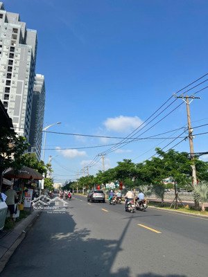 siêu hiếm, nhà 2 tầng quận 8, (5.9 x 13m) hẻm 4m cạnh hoài thanh, bình đông, 5.2 tỷ