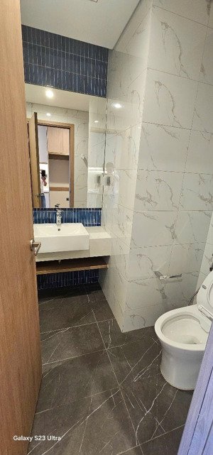 gần lỗ căn studio giá 1ty430 full nội thất sinh viên e nguyệt