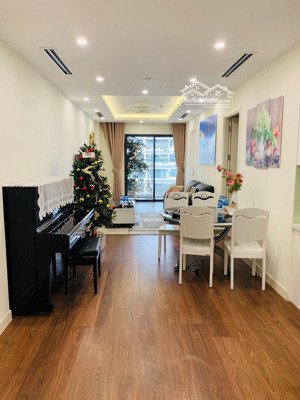 (tin chuẩn) tôi bán 2 ngủ 66m2 toà b ban công tây bắc tầng trung giá 6,95 tỷ