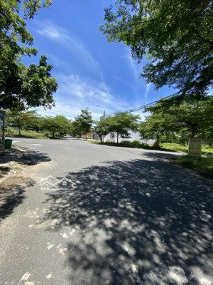 bán góc siêu đẹp vũ văn cẩn giao nguyễn quý anh gần sông đối lưng song hào sát fpt plaza