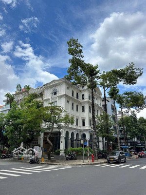 các căn góc mt đường phạm văn nghị - khu hưng gia hưng phước cần bán gấp