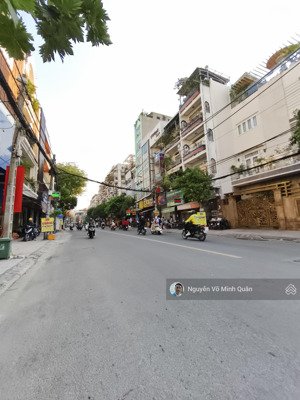 mặt tiền kinh doanh 5 tầng thang máy đẳng cấp bàu cát đồng đen tân bình.dt 5mx27m.nội thất cao cấp.