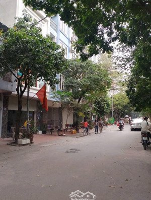 rẻ nhất kđt văn khê -- nhà dân đẹp không lỗi -- view siêu thoáng -- giá ngon