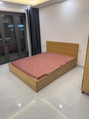 căn hộ ban công lớn giá sinh viên gần đh bách khoa, đh kinh tế ueh quận 10 lh 