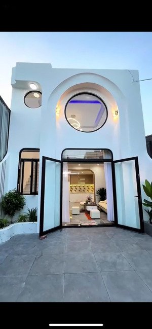 nhà phố tân cổ điển nội thất cao cấp giá chỉ 550 triệu ngay trung tâm biên hoà