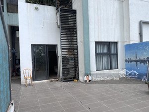 cho thuê căn hộ 1pn sân vườn rộng lake 2 ecopark