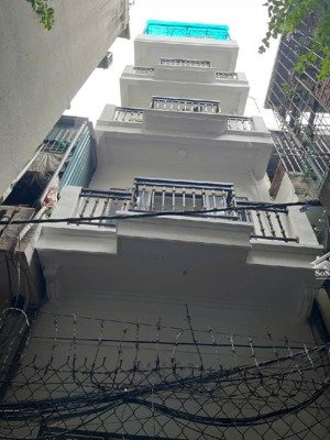 bán nhà phố trương định 4 tầng mặt tiền 4m - full nội thất - lô góc 2 mặt thoáng sổ vuông chính chủ