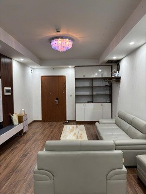 cho thuê việt đức complex 3pn 110m2 full đồ đẹp giá chỉ 18 triệu, vào luôn , lh : 