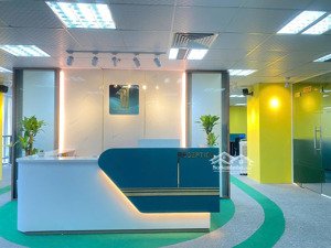 cho thuê văn phòng 200m² chuyên nghiệp & hiện đại tòa vietcombank tố hữu full nội thất sử dụng ngay