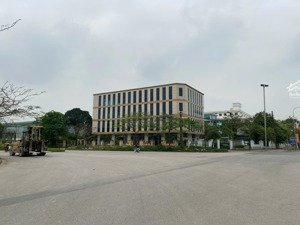 cho thuê tòa nhà lô góc 3mt cụm cn nguyên khê, đông anh, 1000m2 giá nhỉnh 70tr/tháng kinh doanh