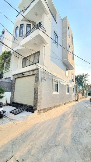 bán nhà căn góc 2 mặt tiền hoàng trọng mậu (himlam) - quận 7, 4.2x15, ô tô đỗ cửa, 10.8 tỷ