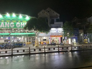 sang gấp mặt bằng hot nguyễn ái quốc vào kinh doanh ngay