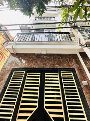 bán nhà lô góc - hoa bằng, cầu giấy - 31m2 x 5 tầng - tặng full nội thất xịn sò - 7,9 tỷ có tl