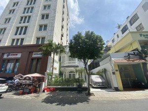 cần bán nhà mt phan kế bính_nguyễn đình chiểu, p.đakao, q1. dt: 9x25m, gía bán 140 tỷ bớt lộc