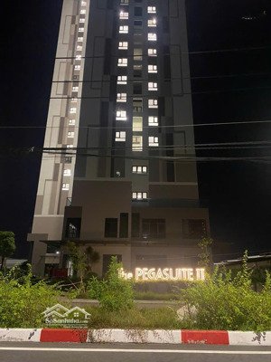 chính chủ bán nhanh căn duplex 3pn 100m2 giá chỉ 5,1 tỷ, đã có sổ hồng. lh: e công