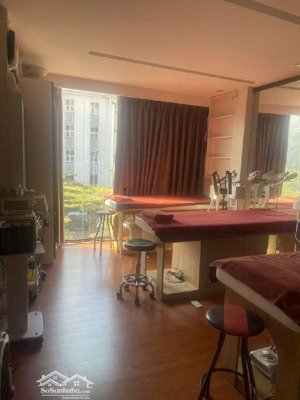 cần bán nhà mặt phố nguyễn phong sắc, diện tích 26m2 , 6 tầng, mặt tiền 4m, giá 15,2 tỷ