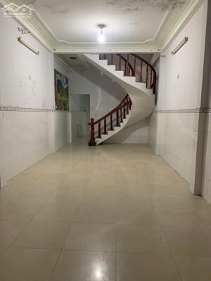 Bán nhà 1T1L kp1. Tân Hiệp, MT kinh doanh, đường nhựa 6m chỉ 5,2 tỷ