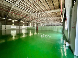 cho thuê kho xưởng 2.500m², kv: 4.000m2, pccc tự động, xe cont vào tận nơi, long an