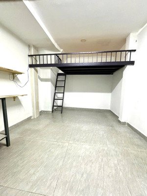 cho thuê nhà trọ 30m2, 4 triệu, hoàng xuân hoành, tân phú, hcm giá tốt hot!