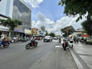 mặt tiền đường kinh doanh ngay nguyễn thái sơn, gần đh công nghiệp. giá chỉ 9,9 tỷ