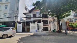 chính chủ bán nhà mt số 24 hoàng dư khương, quận 10. (14x20m). giá 63 tỷ tl