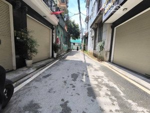 bán nhà đẹp tư đình ngõ thông ô tô tránh đón sóng cầu trần hưng đạo diện tích: 50m x